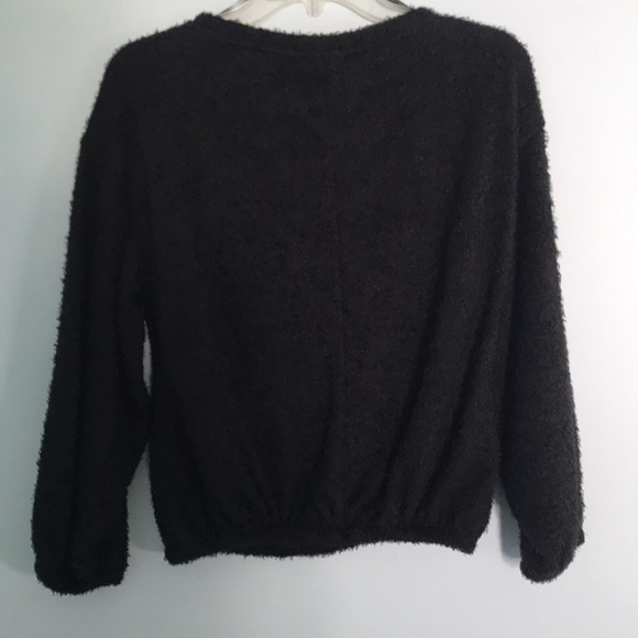 Jennifer Lopez cropped black fuzzy sweater, size small - Picture 4 of 7